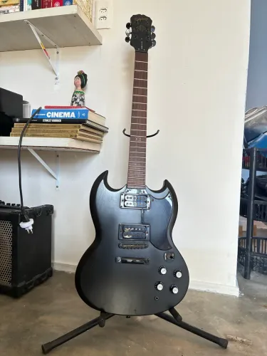 Guitarra Epiphone SG