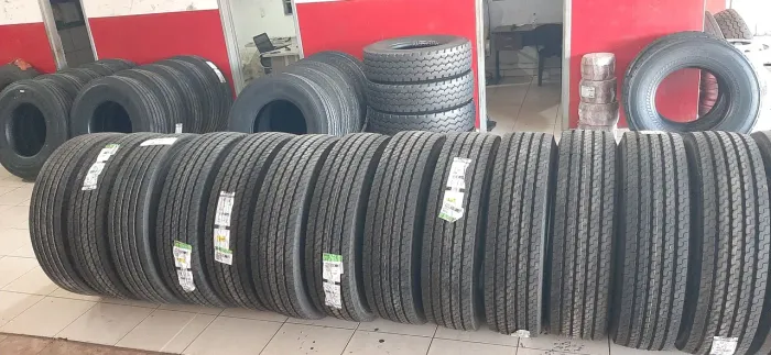 Pneus 295/80R22.5 NOVO