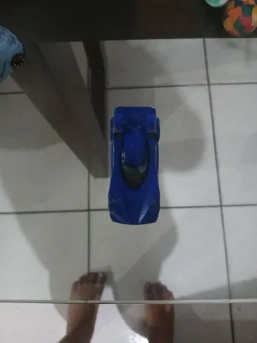 Carrinho de hot Wheels.