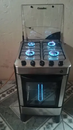 Fogão Esmaltec inox de 4 bocas valor 350 reais faço entrega