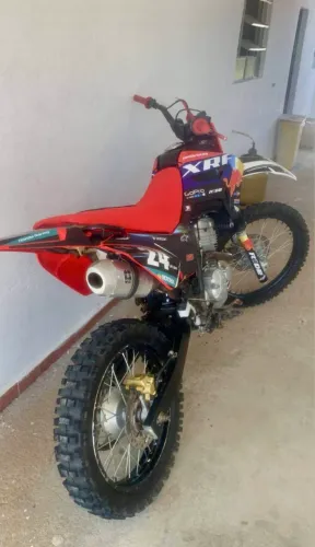 XRE 300 para trilha