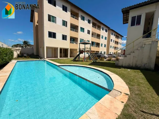 Apartamento com 2 quartos à venda em Messejana