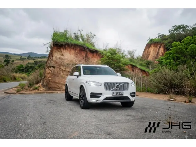 Volvo XC 90 D-5 Inscription 2.0 235cv Dies. 5P 2017