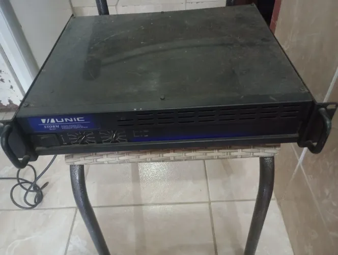 Vendo esse amplificador unic