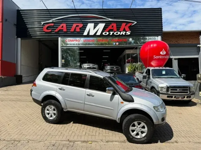 Mitsubishi Pajero Dakar 3.2 4X4 T.i. Dies. 5P Aut. 2012