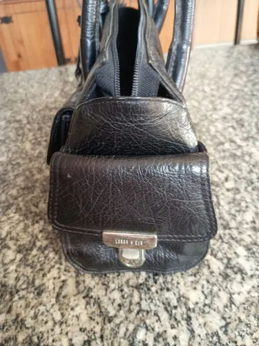 Bolsa de couro preta Lenny & Cia