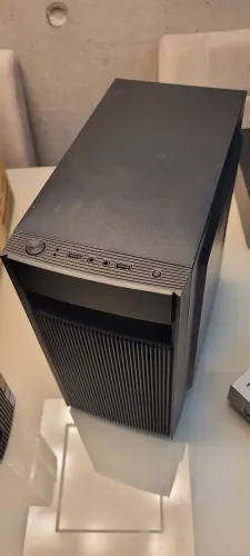 Gabinetes para PC (2)