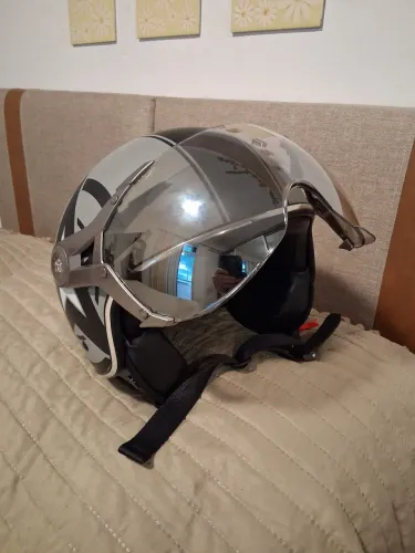 Capacete Dot retrô preto e cinza