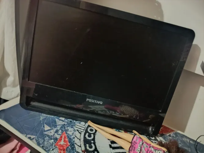 Computador completo. Mause, teclado, gabinete e monitor