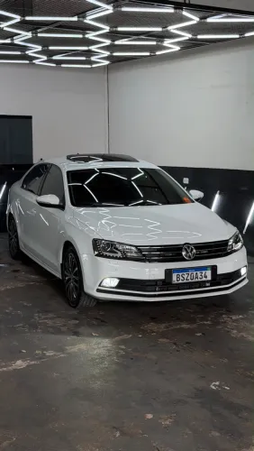 Volkswagen Jetta Highline 2.0 TSI 16V 4P Tiptronic 2017