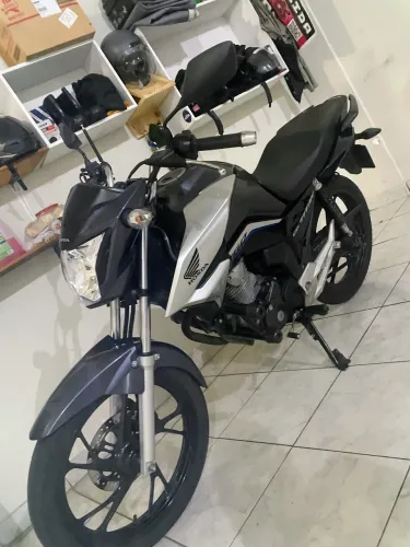 Vendo CG titan 160 2022 (Muito nova)