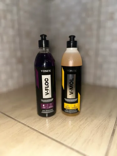 Shampoo automotivo para moto e carro