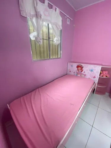 Cama infantil com baú + colchão ortobom OBS:A cama aguenta até 50kg