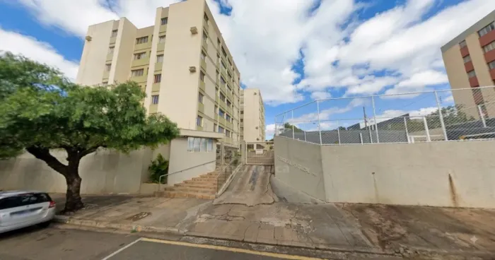 Apartamento à Venda no Residencial Portugal com 3 Quartos - Região Central de Londrina