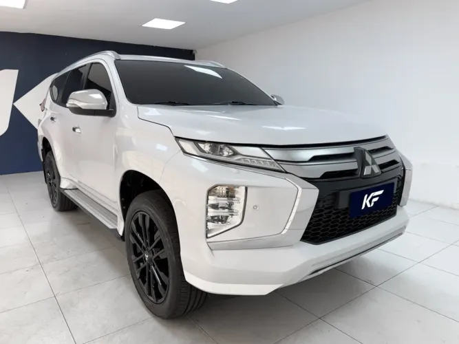 Mitsubishi Pajero Sport HPE 2.4 4X4 Diesel Aut. 2023