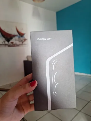 Samsung Galaxy S26+ lacrado 