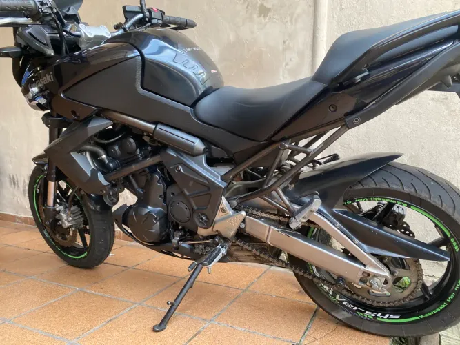 Kawasaki verssys 2011 com apenas 65mil km rodado