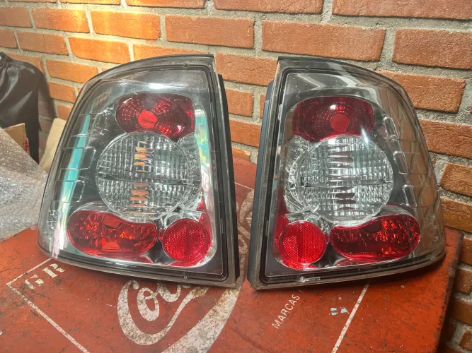 Par de lanterna Astra Hatch Altezza
