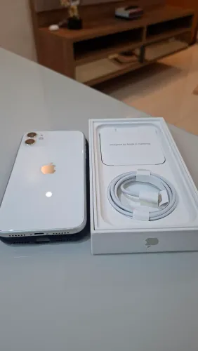 iPhone 11 128GB Branco Impecável | Face ID OK | Bateria 74% | Caixa + Cabo
