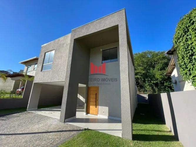 Excelente Casa em Condomínio para Venda localizada no Bairro Lagoinha De Fora, com 4 dormi