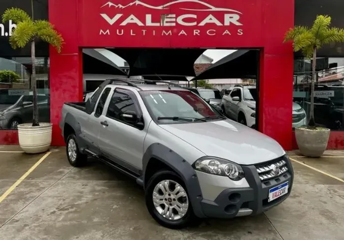 Fiat Strada Adventure 1.8/ 1.8 Locker Flex CE 2011