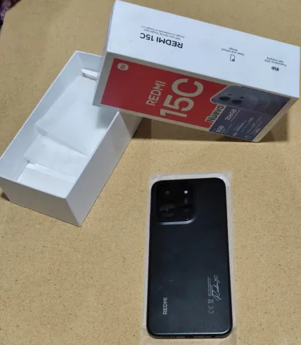 ? Xiaomi Redmi 15C - 256GB | 8GB RAM  R$750,00