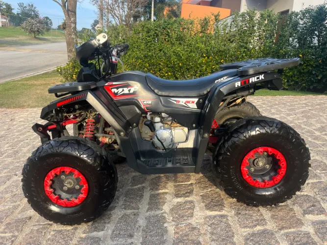 Quadriciclo MXF Attack 125