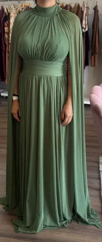 Vendo vestido verde oliva 