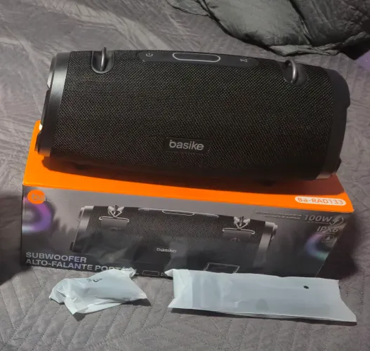 Vende-se caixa basike rad133 100w