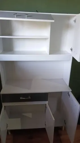 Vendo um armário e duas cama box de casal