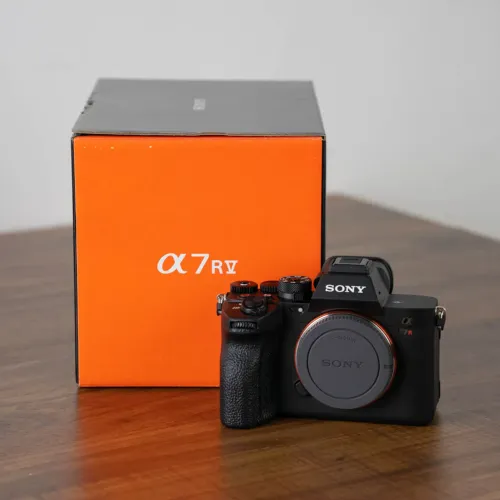 Câmera Sony Alpha a7R V Mirrorless (Corpo)