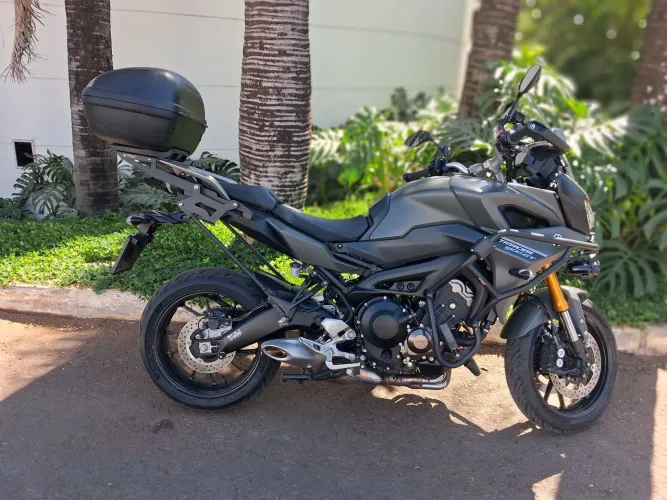 YAMAHA TRACER 900GT COM 10.000 KM