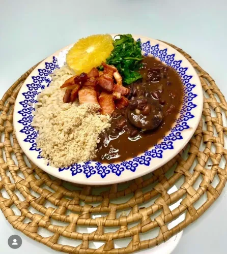 Feijoada PREMIUM para eventos ( completa )