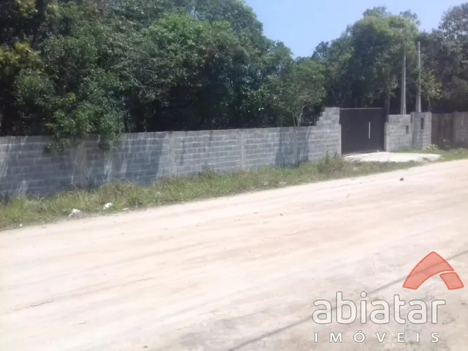 Chácara à venda em Itanhaém - Litoral/SP - 1.650m² de terreno - 2 dormitórios