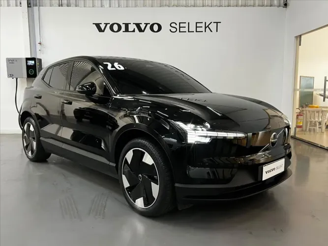 Volvo EX30 E40 Plus 2026