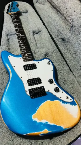 https://loja.menu/guiguitars