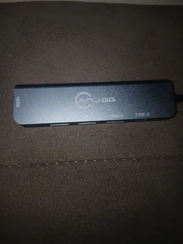 Hub USB-C (ou Adaptador Multiportas Tipo-C) da marca ANJ.GG.