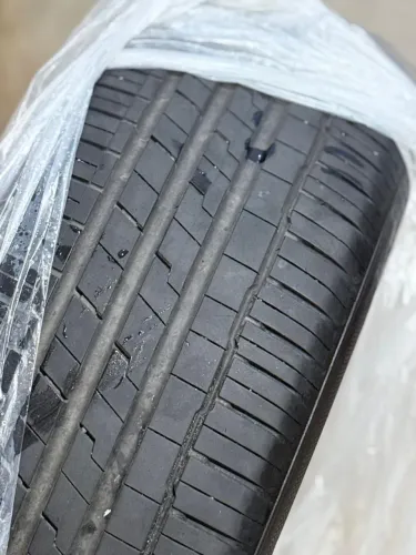 Vendo pneus 225/55/19