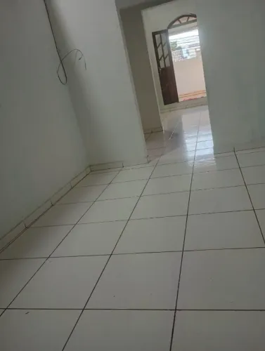 Alugo casa- Conjunto Renascer- Rua principal JANDAIA R$ 600,00