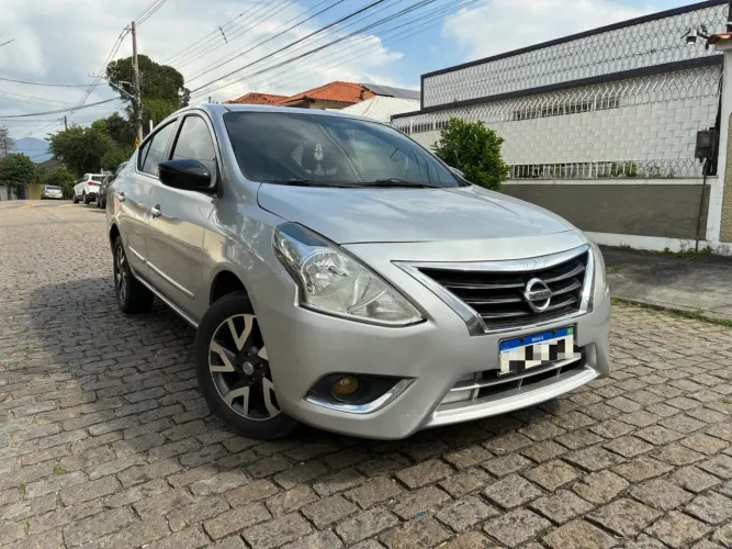 Nissan Versa Unique 1.6 16V Flex 4P Mec. 2016