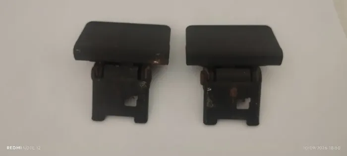 Par De Dobradiças P/ Toca Discos Gradiente Varios Modelos DS40,20 D35.D20 Outros.