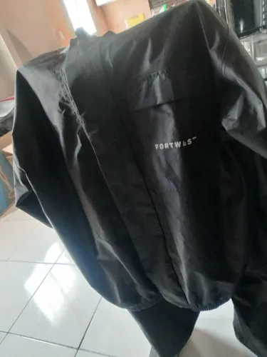 CAPA DE CHUVA MASCULINA