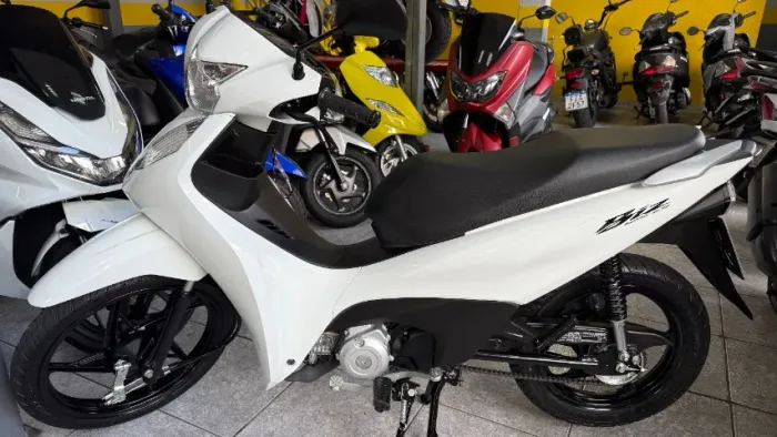 BIZ 125 ES 26/27 c/ 700 kms