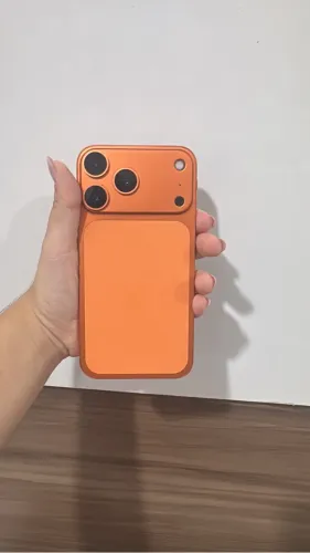 iPhone 11 64gb na carcaça do 17 pro bateria nova garantia de 90 dias 