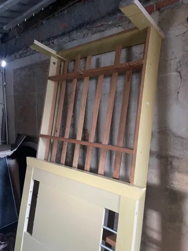 CAMA DE SOLTEIRO