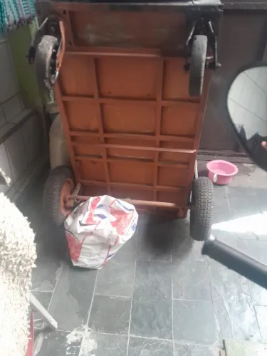 Carrinho cocô gelado,pastel,milho cozido.em inoxde inox com toldo