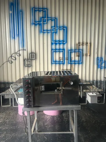 VENDE-SE FORNO ESTEIRA 