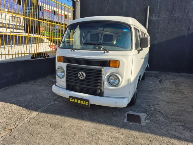 Volkswagen Kombi Standard 1.4 MI Total Flex 8V 2010