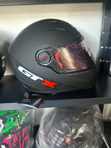 Capacete Fw3 GTX com óculos