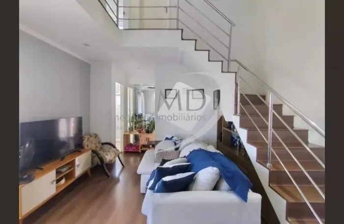 Duplex com 3 dormitórios em condomínio fechado na Piraporinha - SBC